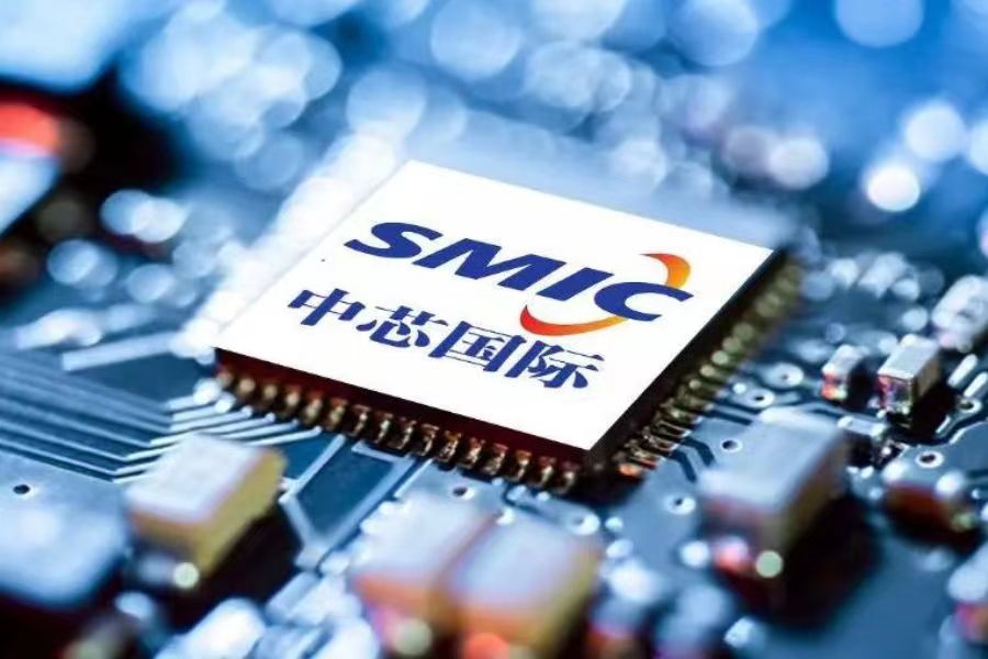 SMIC expects third-quarter revenue to grow 3% to 5% quarter on quarter, but predicts a seventh straight quarterly fall in gross margin to between 18% and 20%.