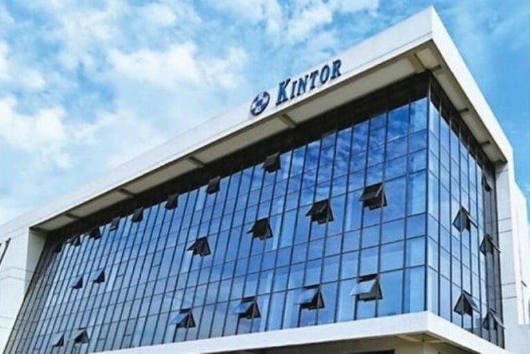 Kintor shares plunge after hairloss drug flops in clinical trials