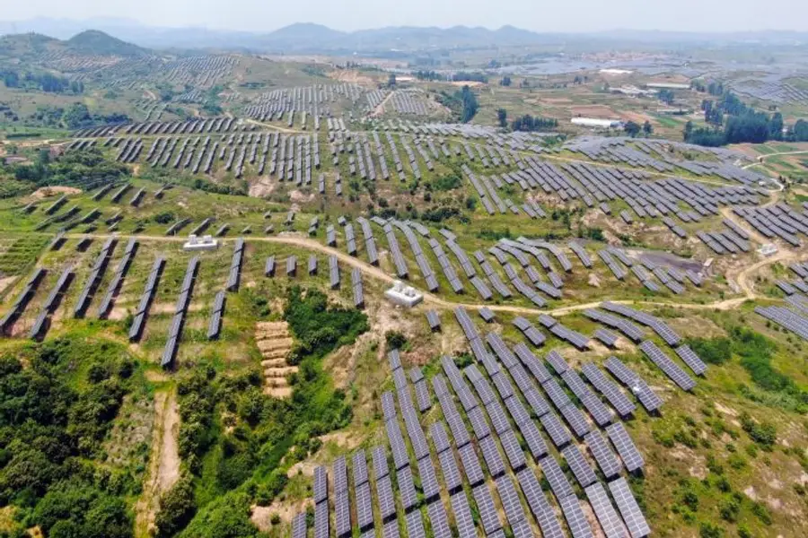 Xinte builds solar farms