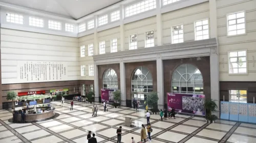 BenQ BM operates hospitals