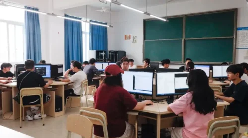 XJ International keep selling school assets