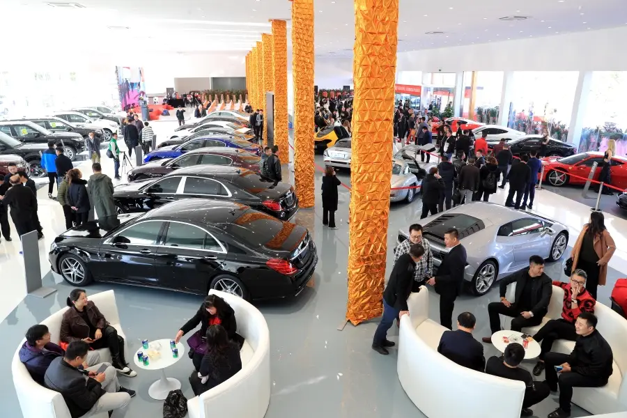 Yixin does car loans