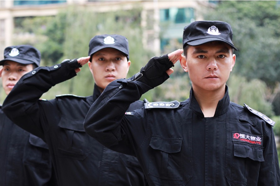 Who Will Take Over the Hot Potato That Is Evergrande Property?