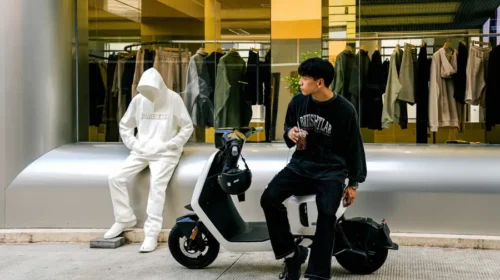Niu makes scooters