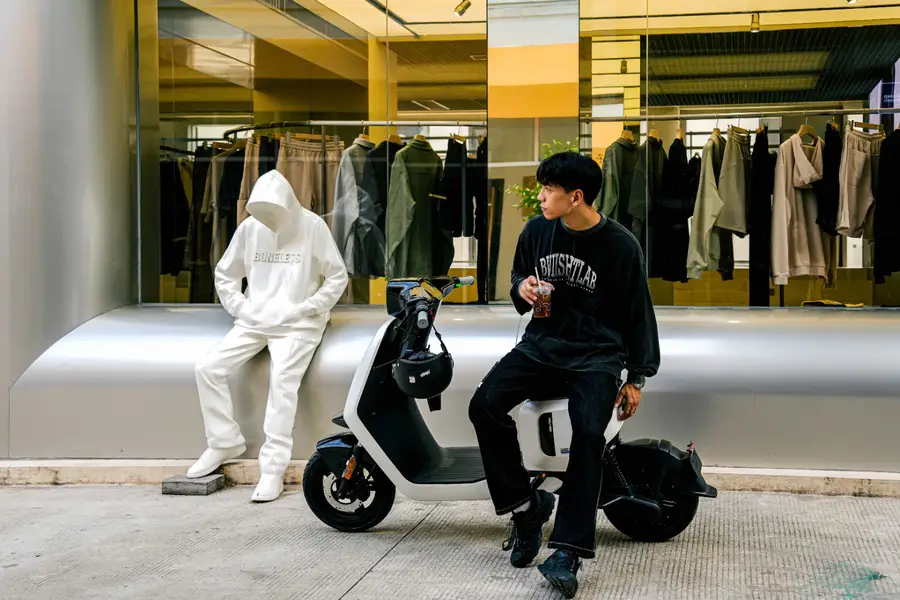 Niu makes scooters