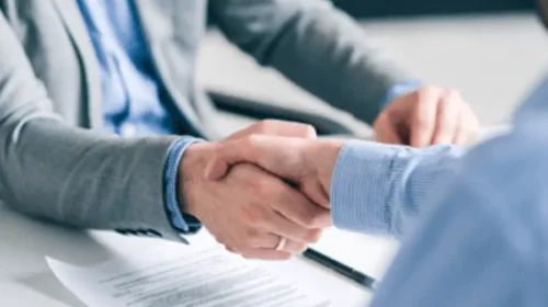 Yiren, Qfin do handshake loans