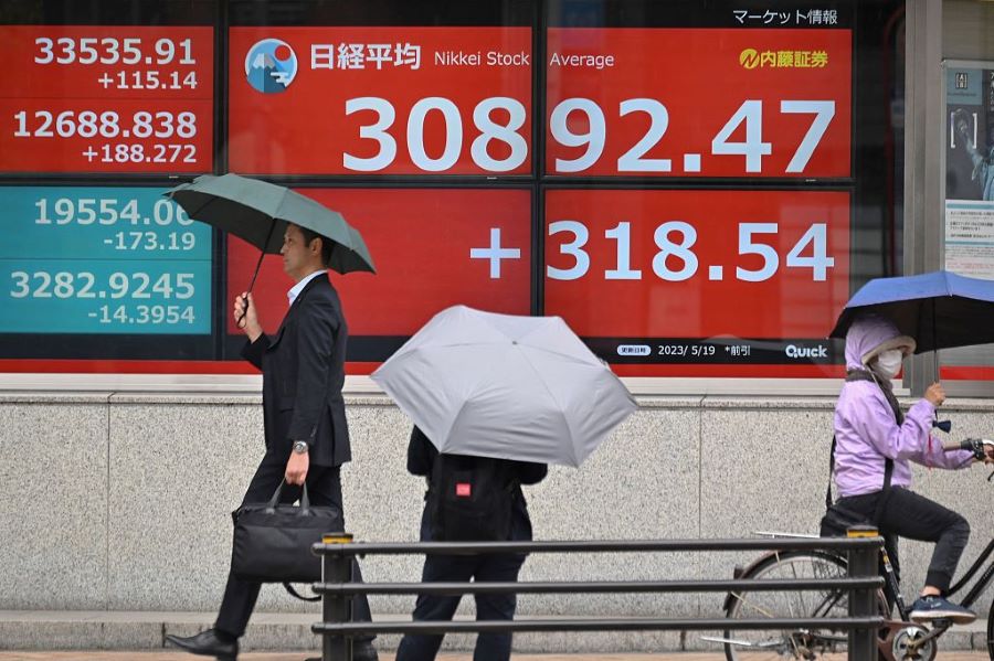Futu does stocks