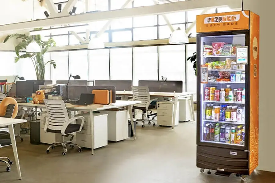 Fengyi makes vending cabinets