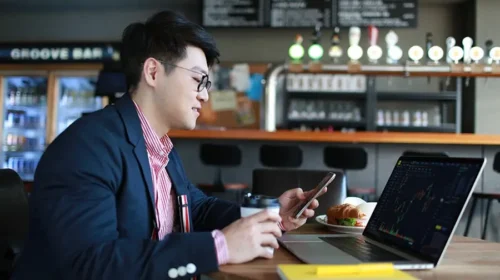 UP Fintech is an online broker