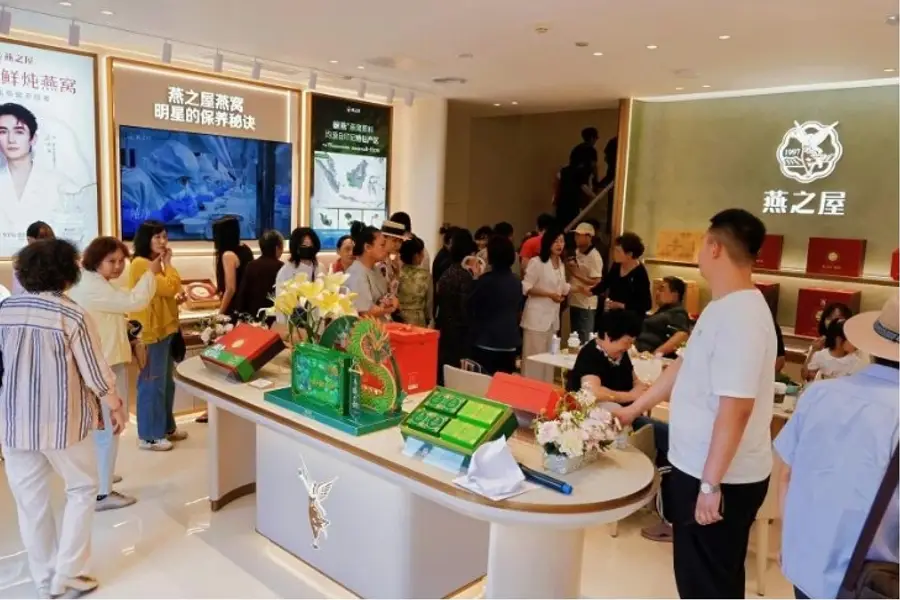 Yan Palace makes bird's nest