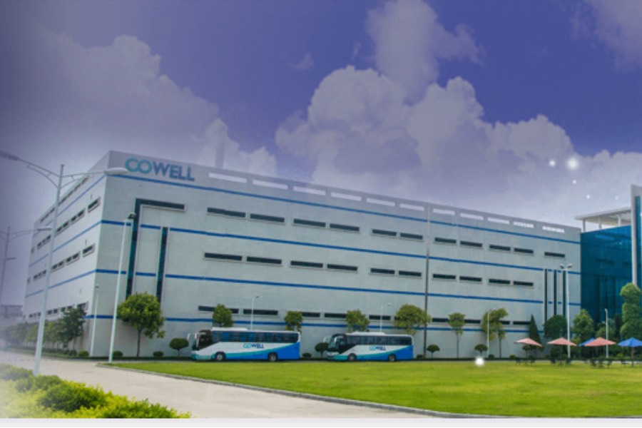 Tied to years of shared fortunes, Cowell is nothing without Apple