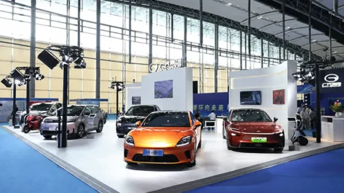 GAC brings FAW into the picture to jointly combat the industry's harsh winter